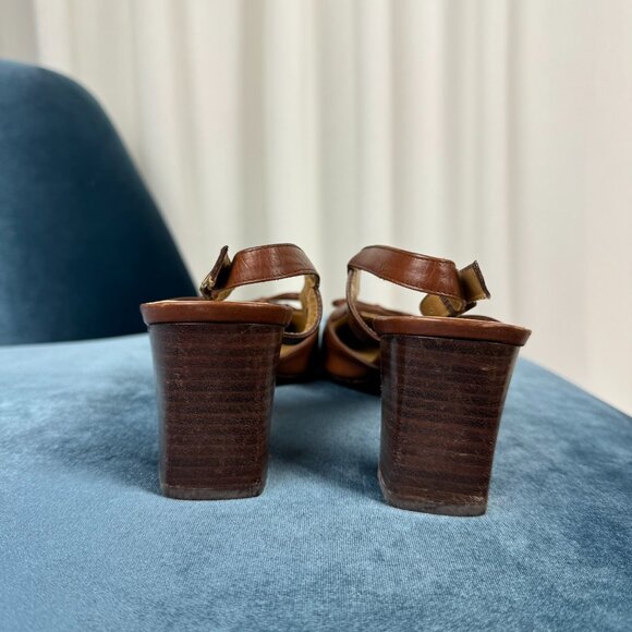 Stuart Weitzman Brown Leather Slingback Heels Size 9M - Picture 6 of 9